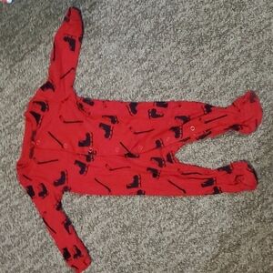 One piece footies size 3 to 6 months